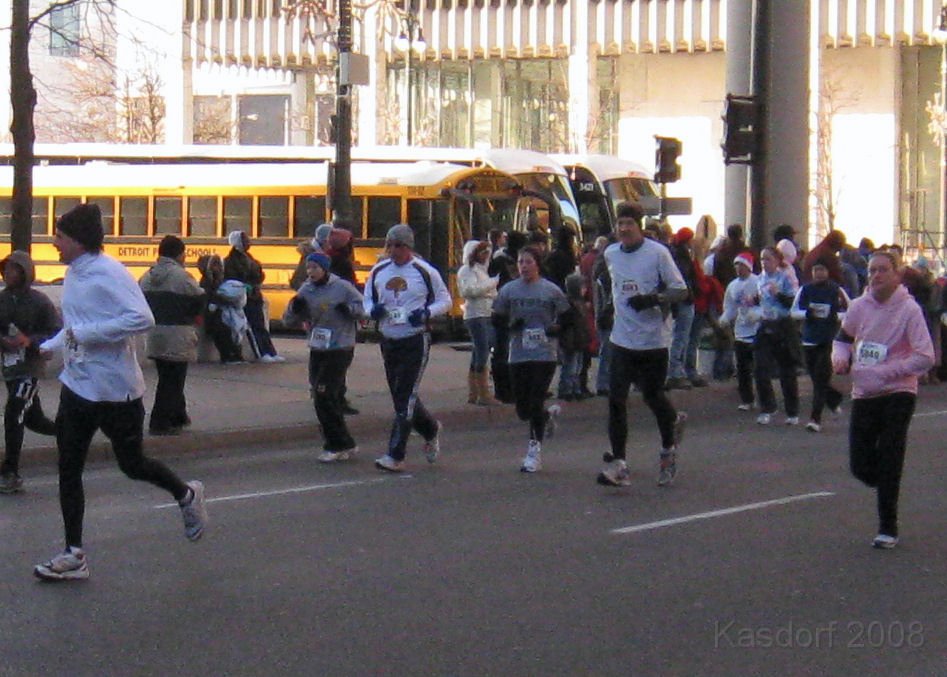 Detroit Turkey Trot 2008 10K 0445.jpg - The Detroit Turkey Trot 10K 2008, the 26th. running. Downtown Detroit Michigan. A balmy 22 degrees that morning. Race time of 58:24 for the 6.23 miles.